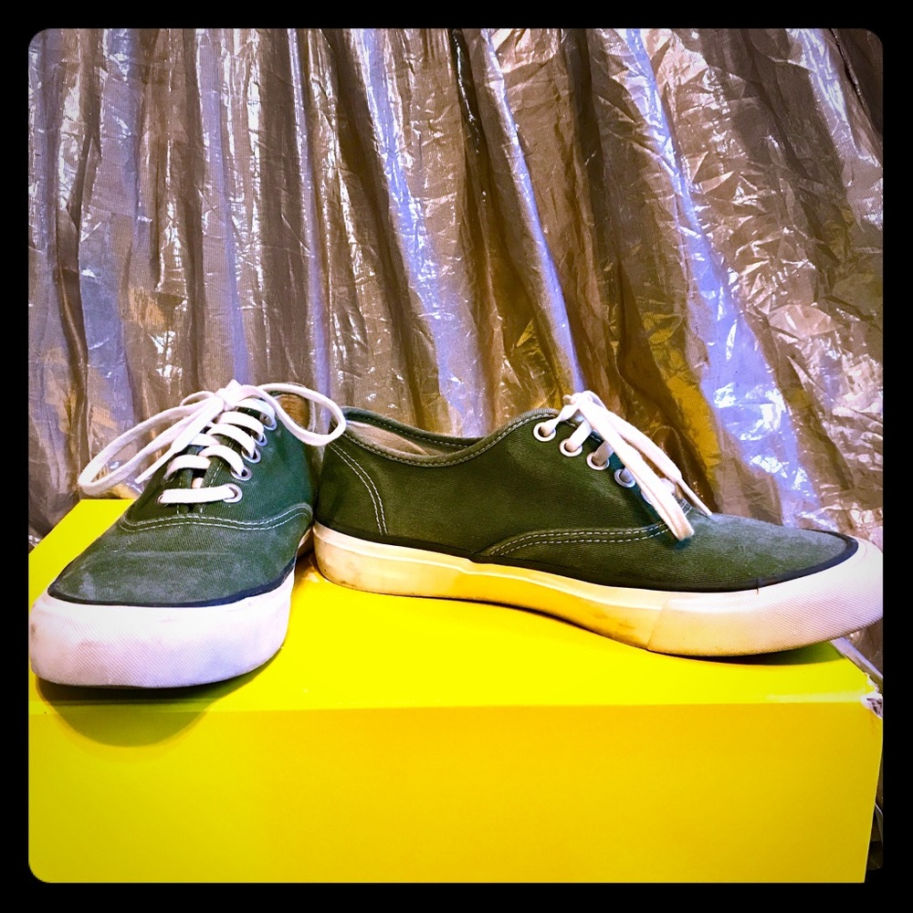 Mossy Green Seavees